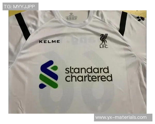 探秘足球明星背后的故事与他们标志性的球衣号码意义