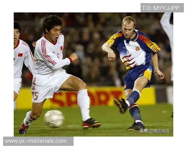 郑智：从青涩少年到中国足球明星的辉煌历程与成就解析